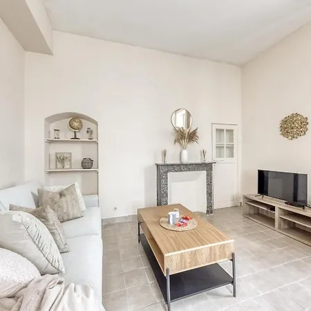 Apartment Paris A La Campagne-parking Gratuit-proche Versailles